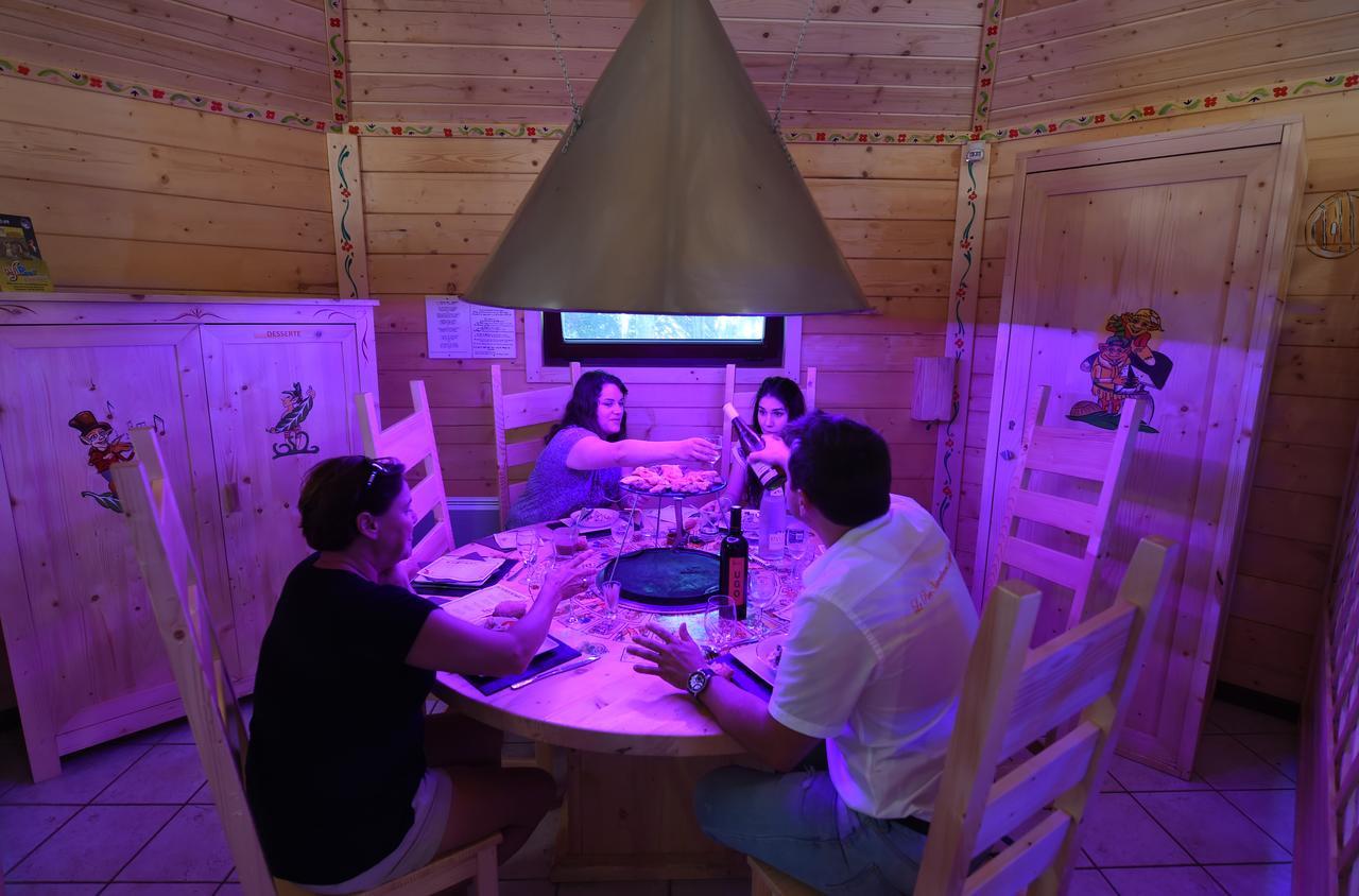 Village Vacances - Defiplanet' Dienne  Ngoại thất bức ảnh